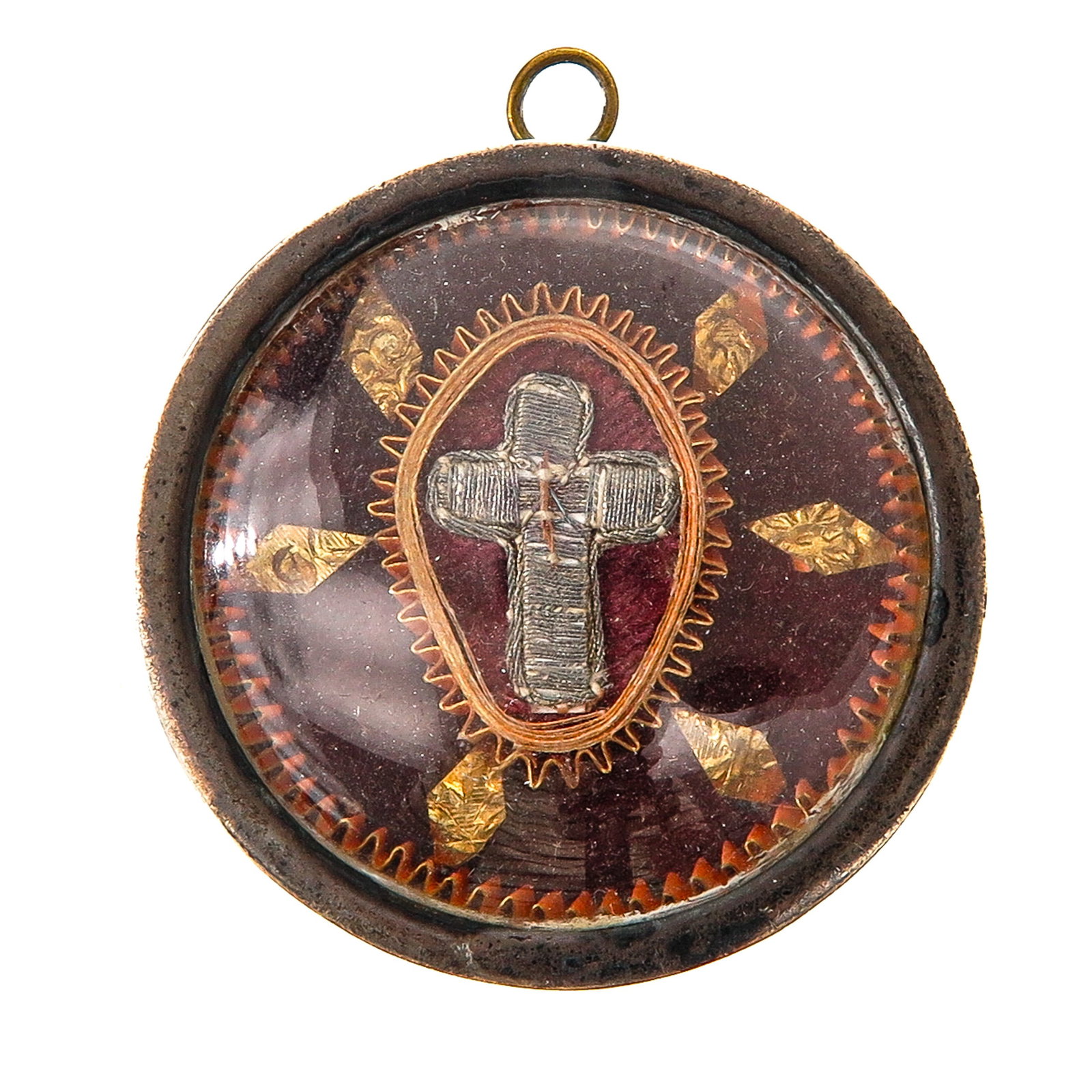 Sealed reliquary: containing relic of the Holy Cross, diameter 4.5 cm., you are buying the case, the relics are a gift