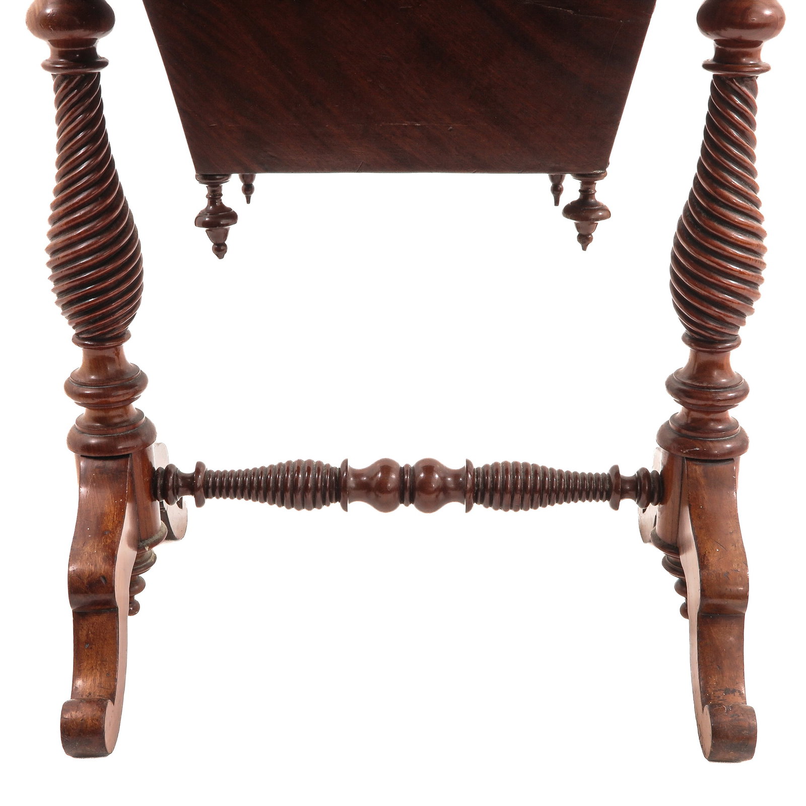 A Sewing Table - 9