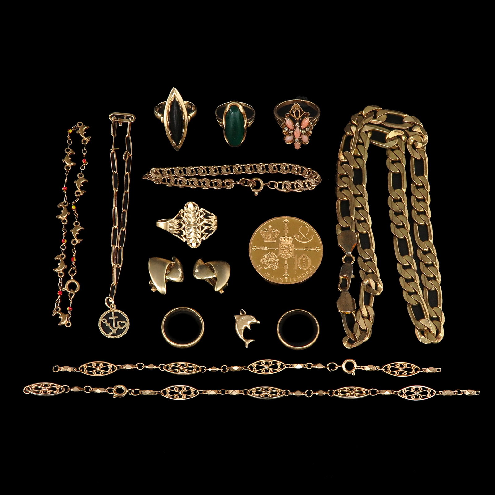 A Diverse Collection of Jewelry (1 of 10)