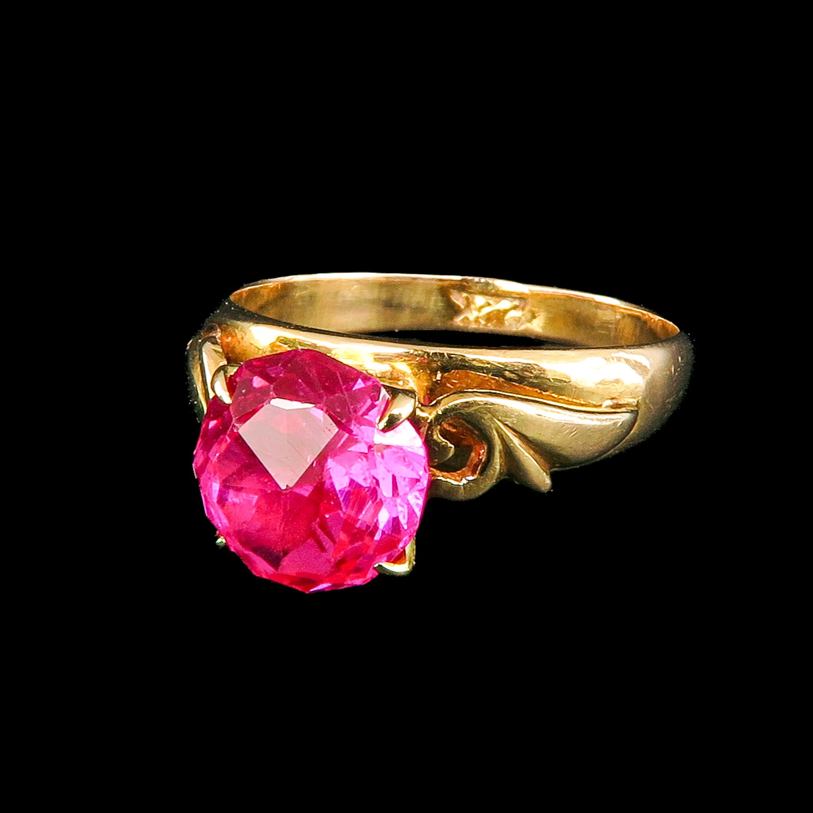 A Ladies' Ring (1 of 4)