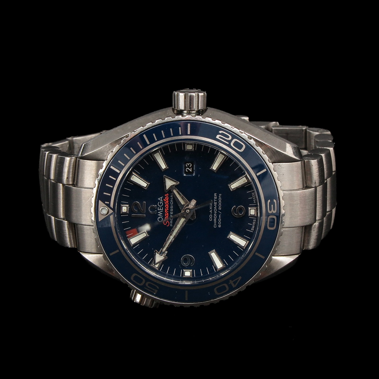 A Men's Omega Seamaster Watch: Omega, Seamaster Professional, Co-Axieal, Chronometer, case diameter 38 mm.