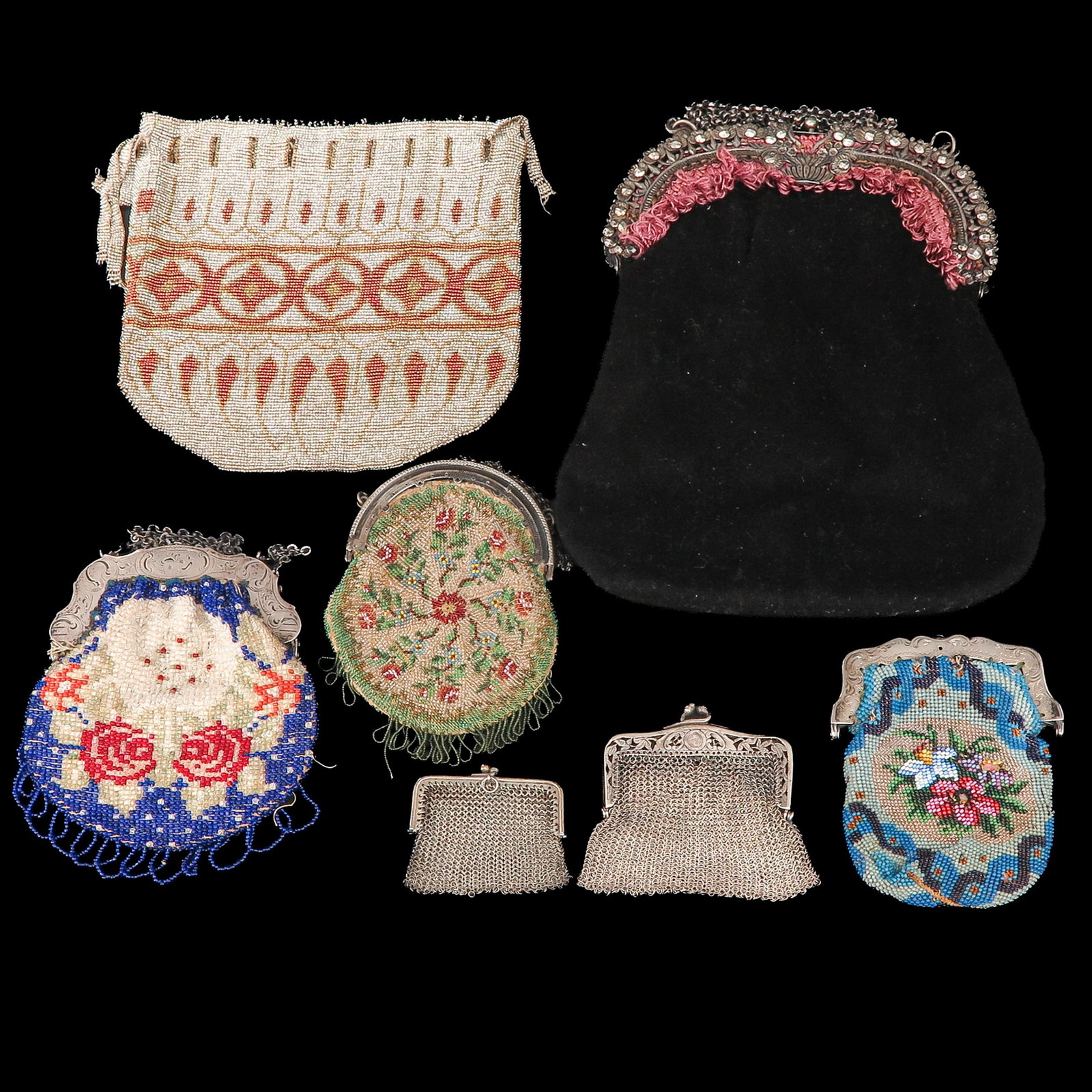 A Diverse Collection of Items: consisting of bags, bag frames and beaded bags, including silver, largest 19 x 23 cm.