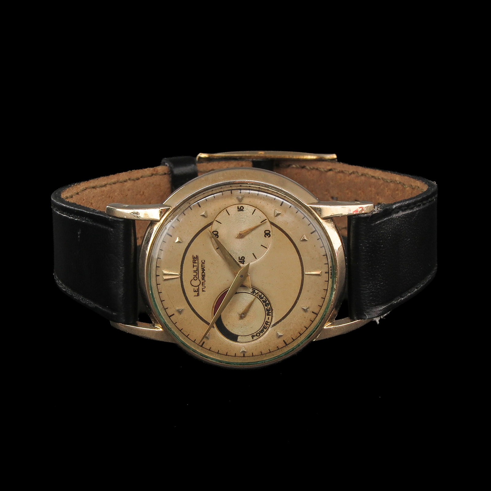 A Men's LeCoultre Watch: LeCoultre, Futurematic, case diameter 35 mm.