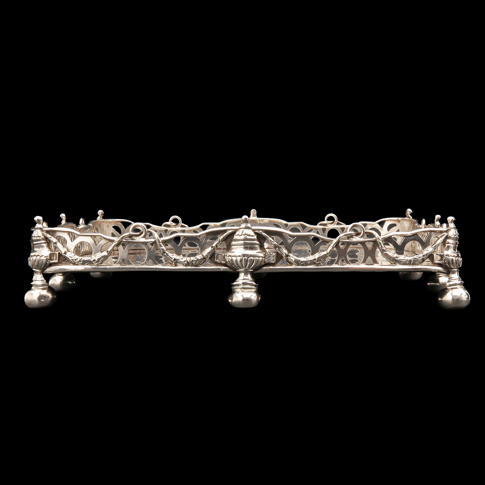 A Silver Cabaret - 2