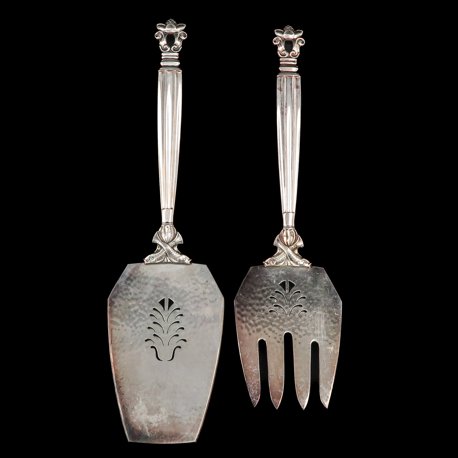 A Georg Jensen Fish serving Set: sterling silver, Georg Jensen, model Acorn, designed by Johan Rohde, 1915, longest 27 cm.
