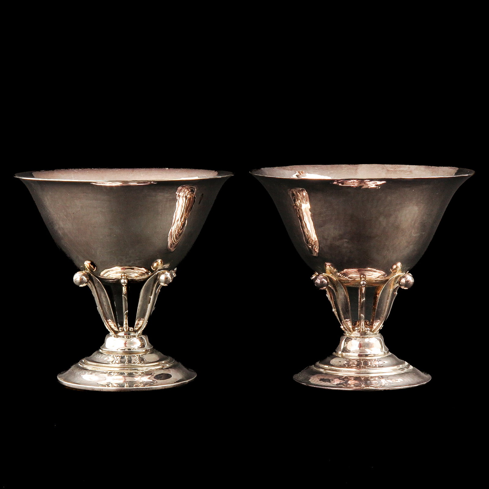 A Pair of Georg Jensen Louvre Coupes: Louvre coupes, sterling silver, Georg Jensen, model Acorn, designed by Johan Rohde, height 10 cm.