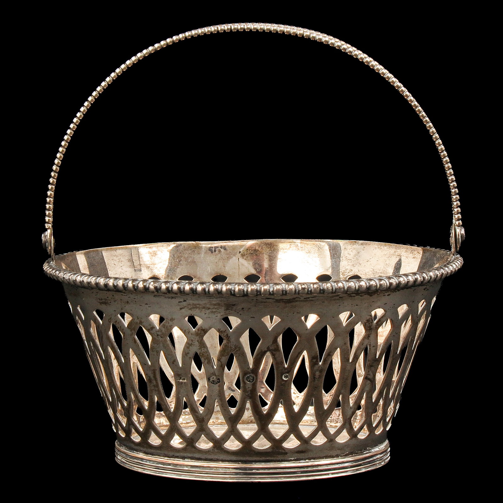 A Bonbon Basket (1 of 7)