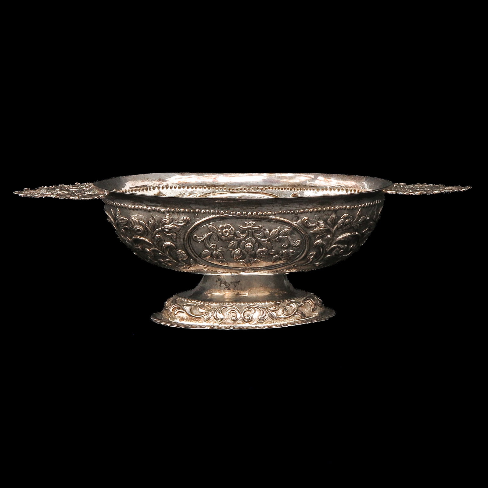 A Silver Brandy Bowl (1 of 7)