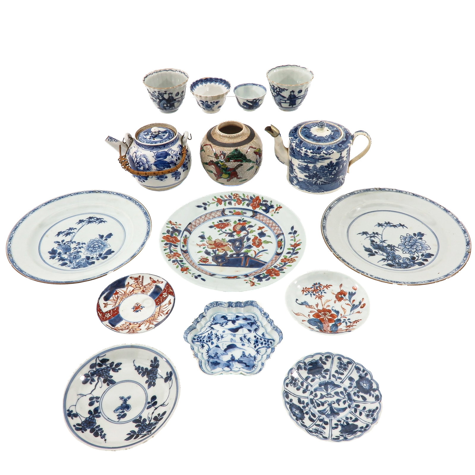 A Collection of Porcelain: Including teapots and plates, largest plate is 23 cm. in diameter, in diverse conditions.
