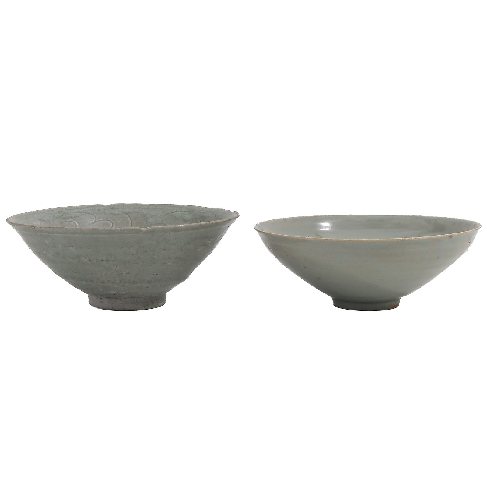 A Lot of 2 Celadon Glazed Bowls: Including Song dynasty and Jun example with incised decoration, largest bowl is 17 cm. in diameter.