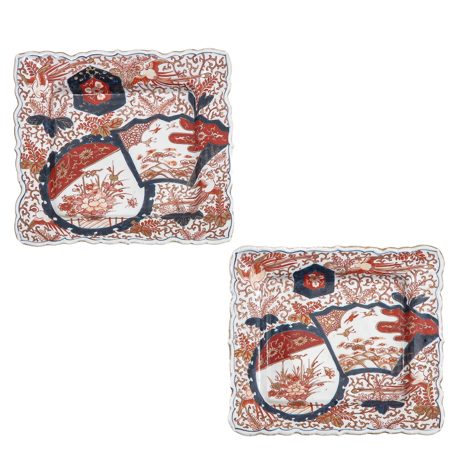 A Pair of Imari Porcelain Dishes (1 of 8)