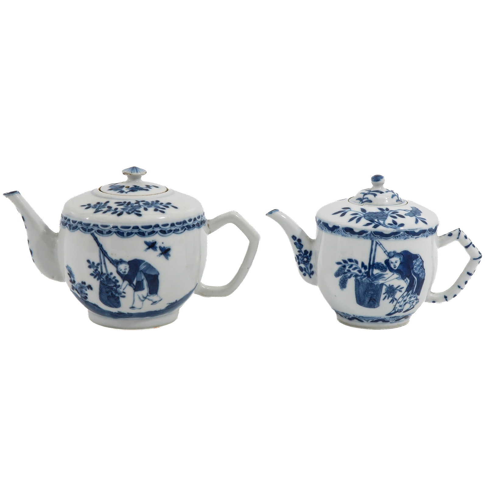 A Lot of 2 Blue and White Teapots (1 of 6)
