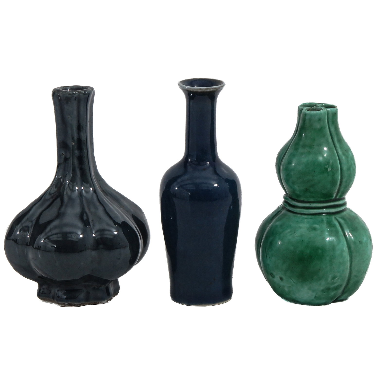 A Group of 3 Monochrome Glazed Vases: Including 2 blue glaze and green glaze double gourd vase, tallest vase is 11 cm.