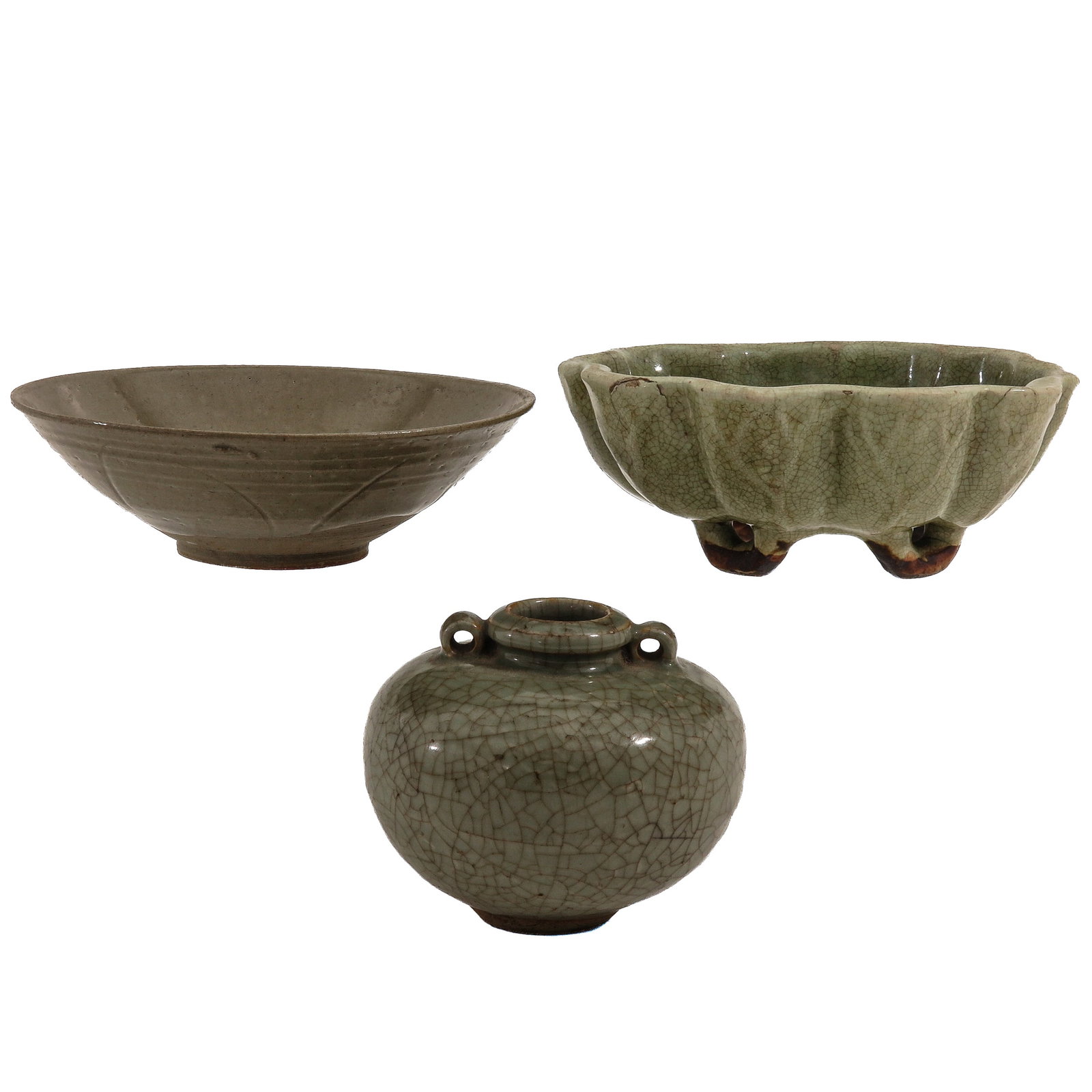 A Group of Celadon Glazed Stoneware: Comprising of a bowl with incised decoration, a lobed tripod bowl and a small jar with loop handles, largest is 17 cm. in diameter, including Song/Ming dynasty.