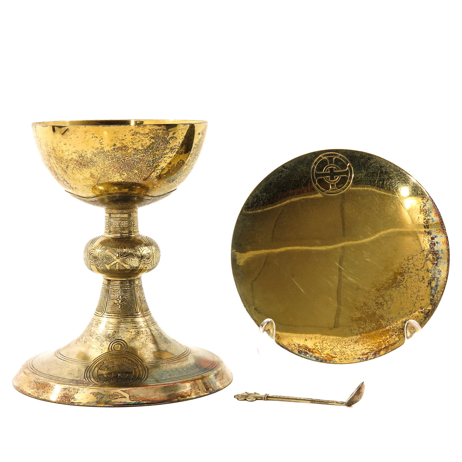 A Chalice: with silver cuppa and spoon, in original case, height 17 cm.