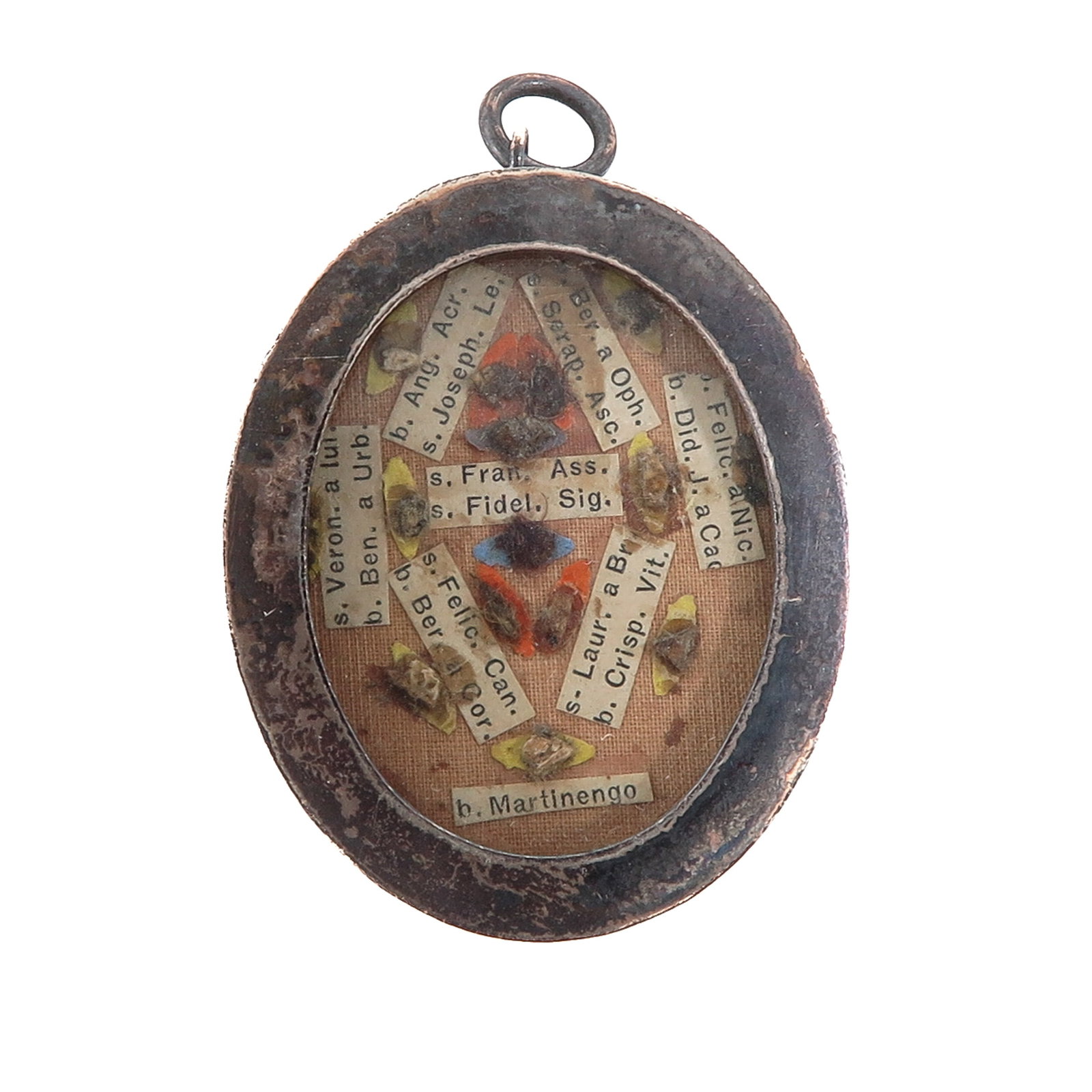 A Sealed Multi Theca: containing various relics of saints and blesseds, including Saint Francis of Assisi and Saint Veronica, with certificate, you are purchasing the theca, the relics are a gift, 4 x 5 cm.