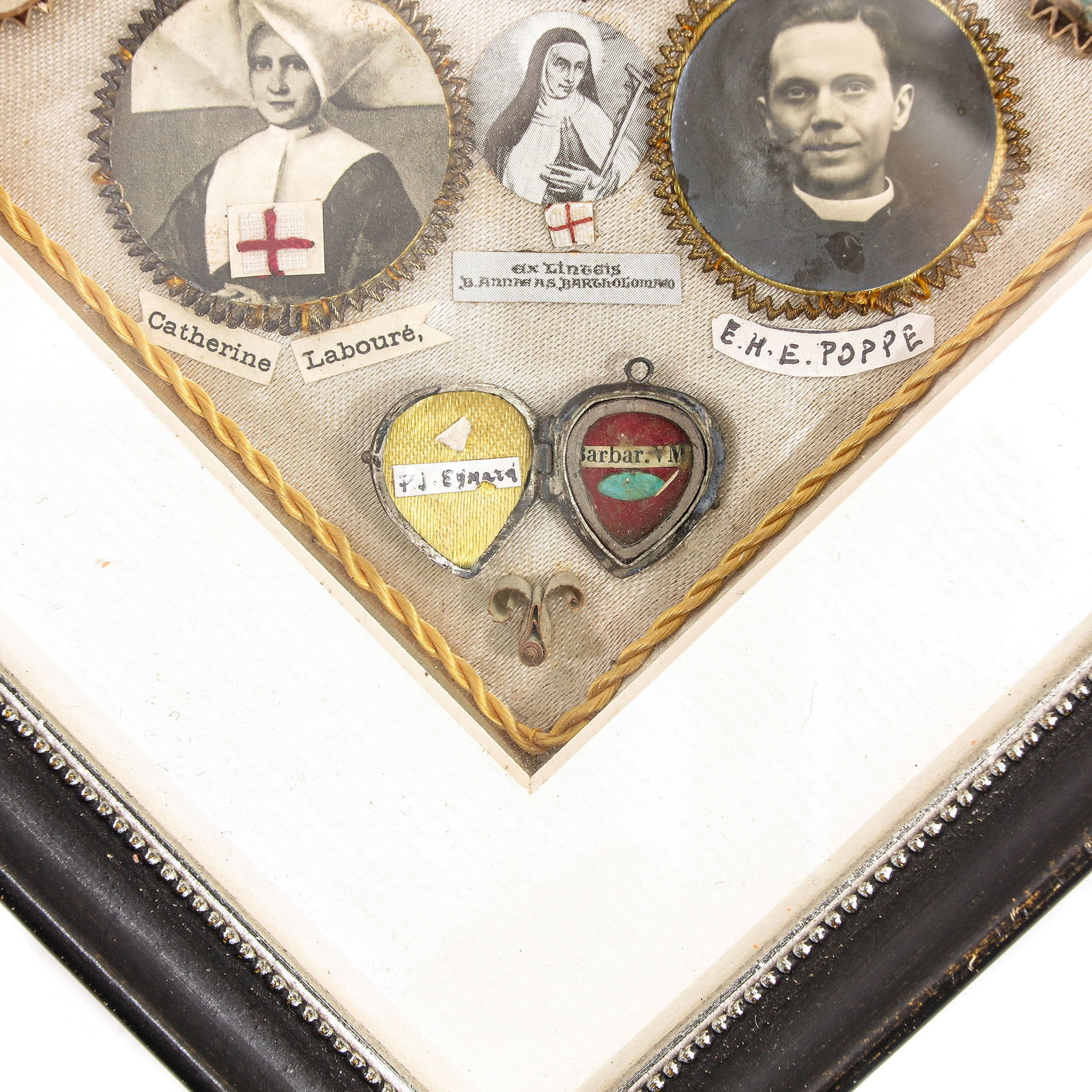 A Relic Frame - 7