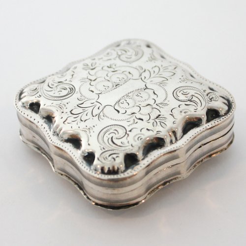 Dutch Silver Pill Box Johannes Petrus Weiland: 19th Century, Johannes Petrus Weiland, Schoonhoven, 1866