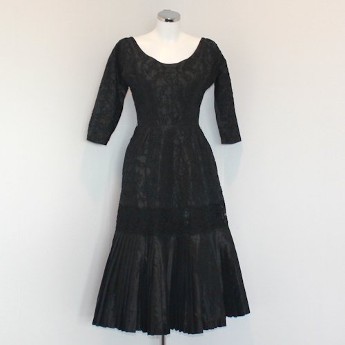 Karen Stark Designer Dress: Harvey Berin