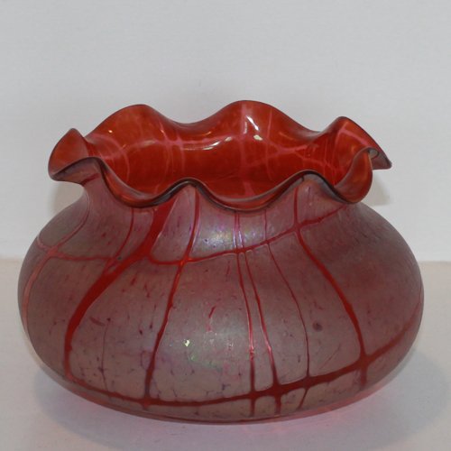 Loetz Red Iridescent Vase Pampas Decor: 12 x 17 x 17