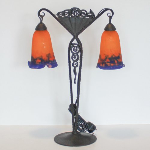 Signed Muller Freres Luneville Table Lamp: 49 x 35 x 16 cm