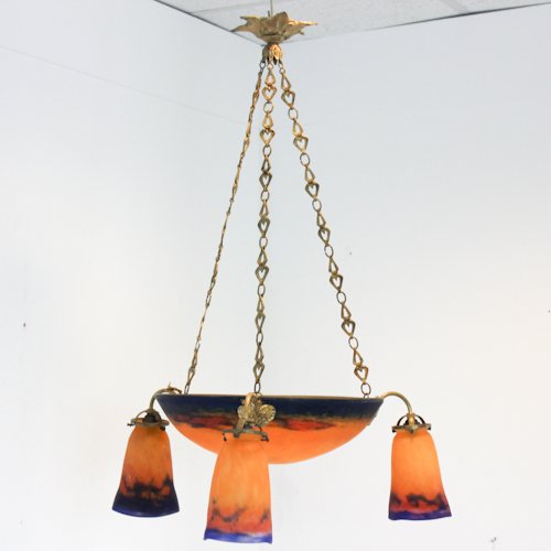 Signed Degay and Muller Freres Luneville Chandelier: centerpiece signed Degay, globes are signed Muller Freres Lunville, 58 x 58 x 85 cm