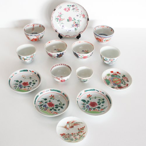 Diverse Lot of China Porcelain: consisting of 14 pieces with some 18th century in diverse conditions, 16 cm is diameter of largest plate, largest cup measures 6 x 9 x 9 cm