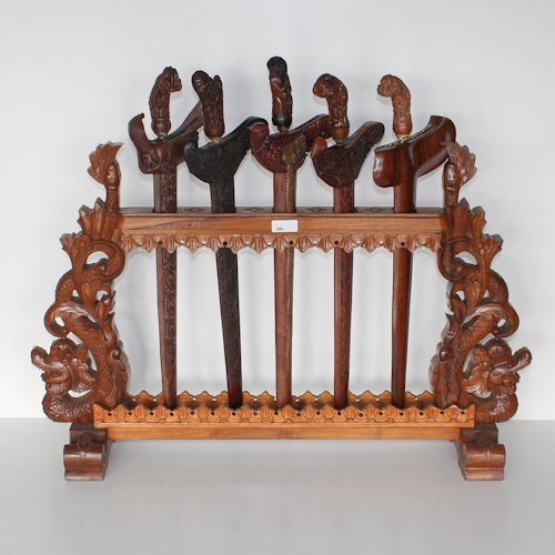 Lot of 5 Indonesian Kris in Decorative Stand: Lot of 5 Indonesian Kris in Decorative Stand