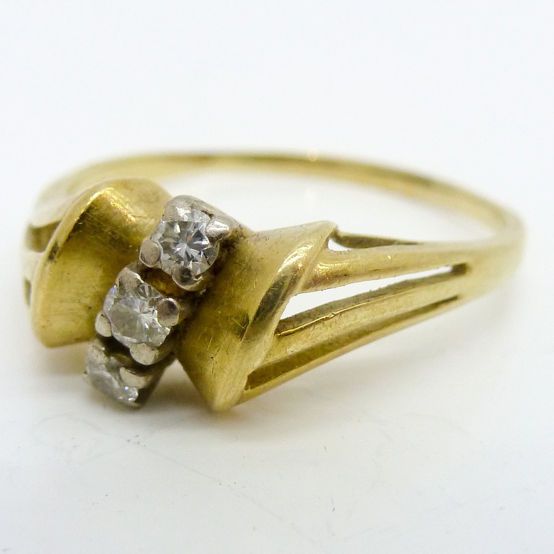 14KG Ladies Diamond Ring (1 of 1)