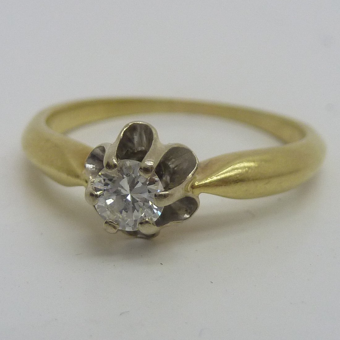 14KG Ladies Solitaire Diamond Ring (1 of 1)