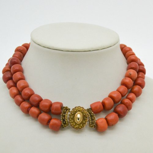 19th CENTURY RED CORAL NECKLACE ON 14KG CLASP (1 of 3)
