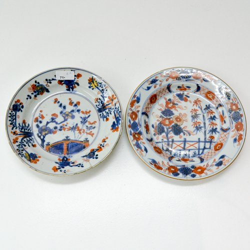 LOT OF 2 18th CENTURY IMARI PLATES (1 of 2)