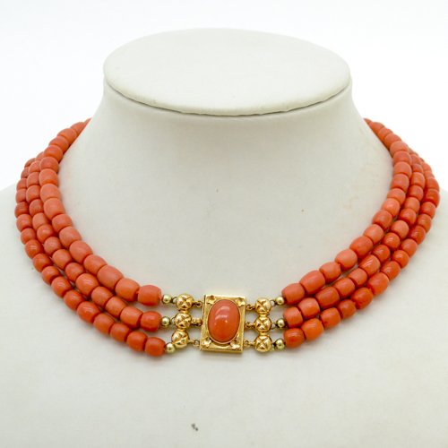 3 STRAND RED CORAL NECKLACE ON 14KG CLASP (1 of 2)