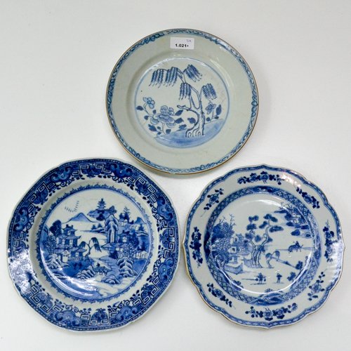 LOT OF 3 CHINA PORCELAIN PLATES (1 of 2)
