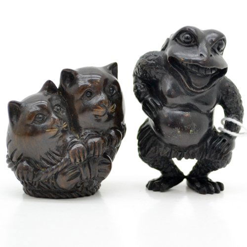 LOT OF 2 EBONY WOOD NETSUKES (1 of 2)