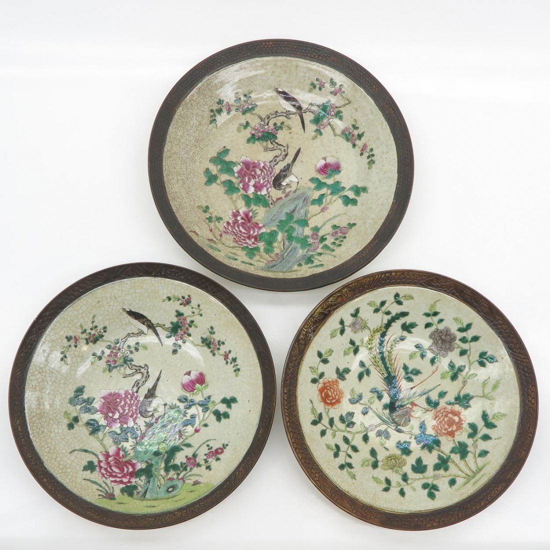 Lot of 3 Nanking Plates Famille Rose Decor (1 of 3)