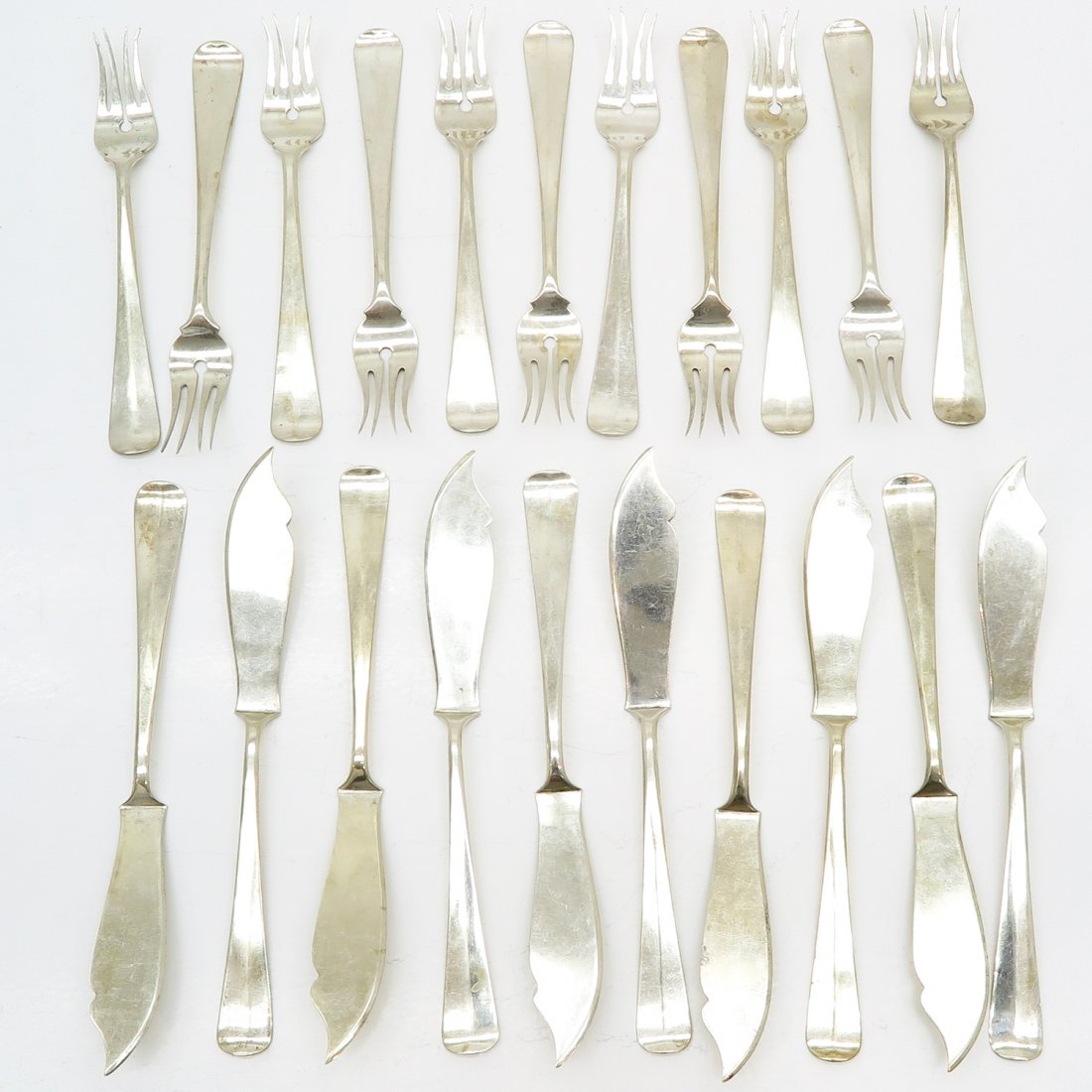 Dutch Silver Fish Service (1 of 3)