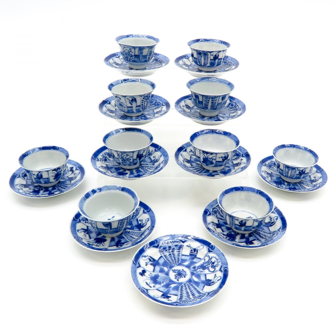 Lot of 21 Pieces of China Porcelain (1 of 3)