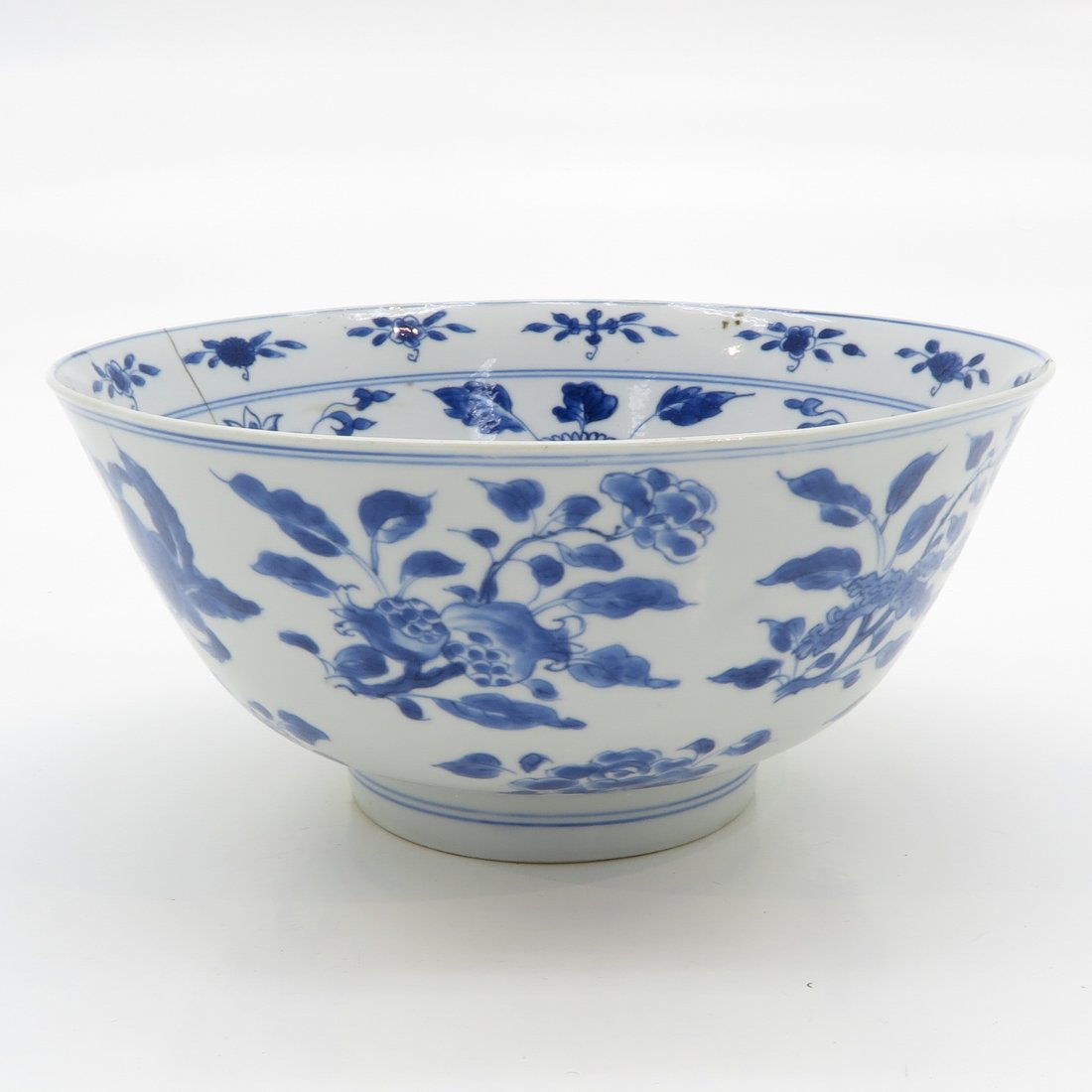China Porcelain Kangxi Period Bowl (1 of 6)
