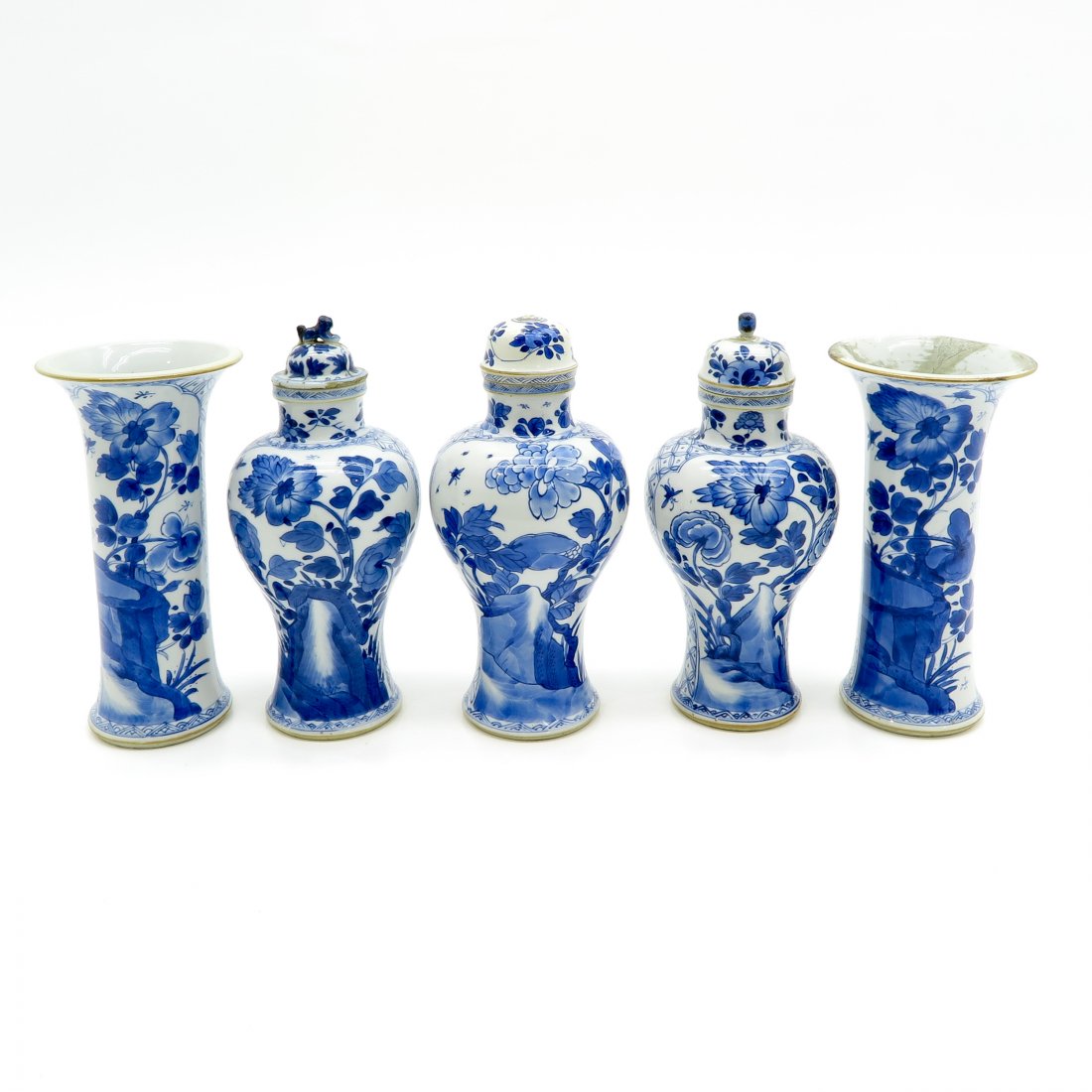 Kangxi Period Garniture Vase: 28 cm. tall, in diverse conditions.