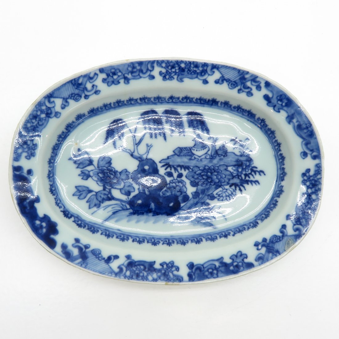 Small Blue and White Willow Decor Platter Circa 1800 (1 of 2)