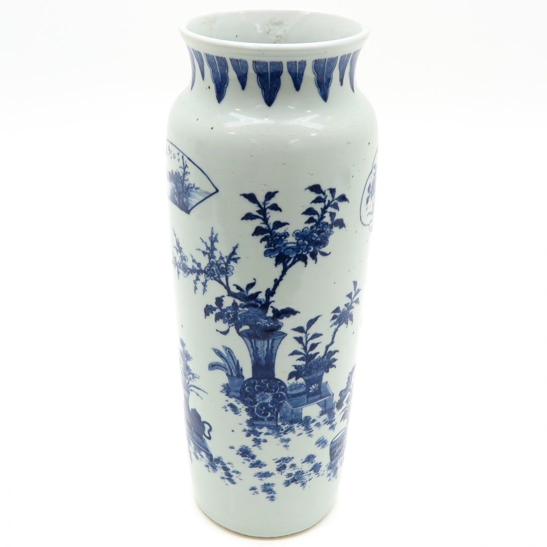 China Porcelain Roll Wagen Vase (1 of 6)