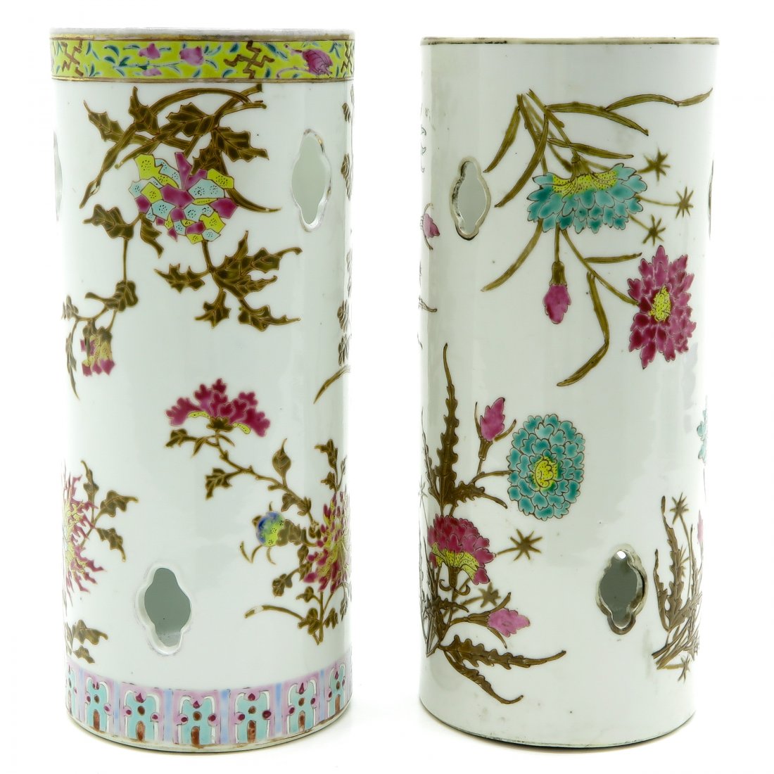 2 China Porcelain Hat Stands: Floral decor, 28 cm tall.