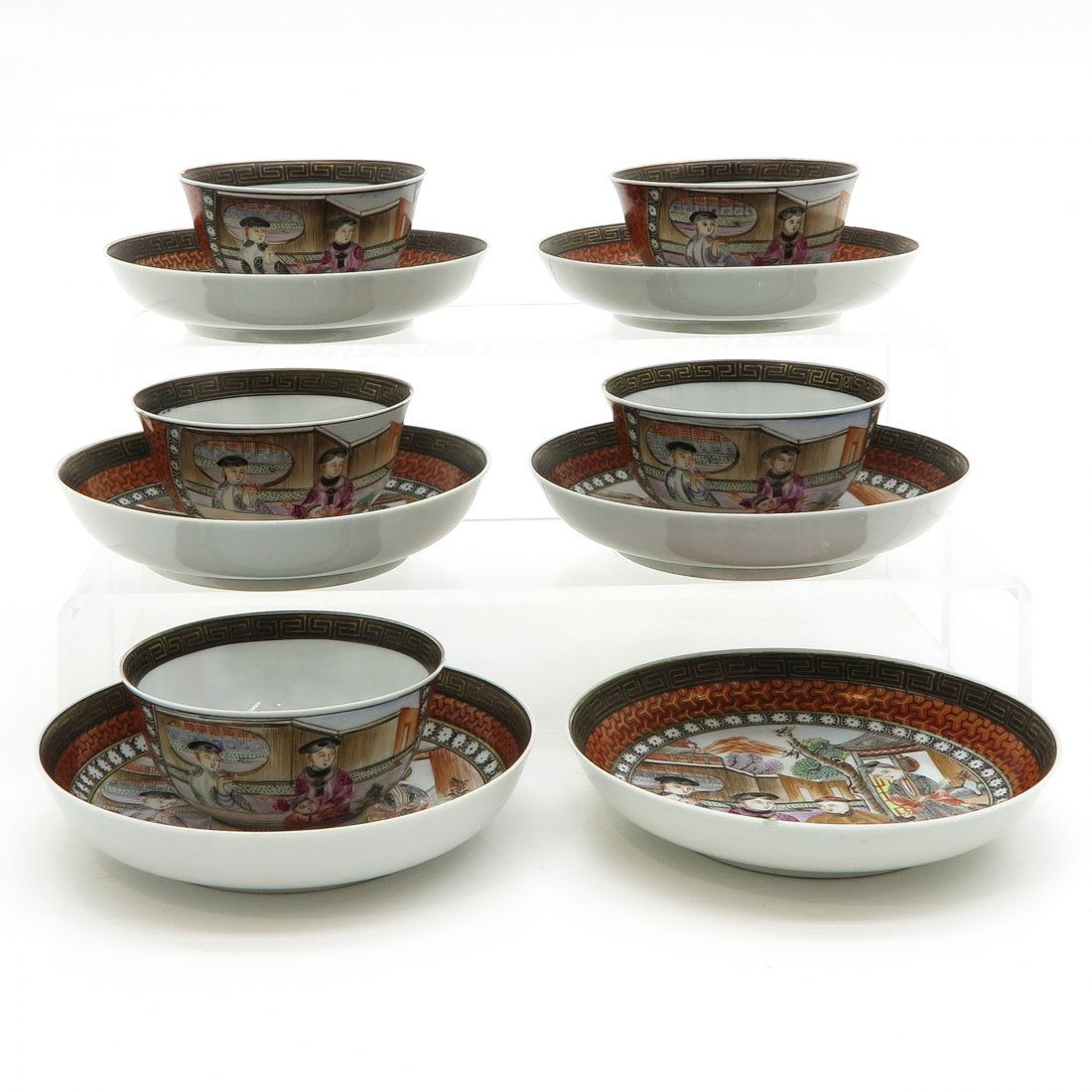 Diverse Lot of 18th Century China Porcelain (1 of 6)