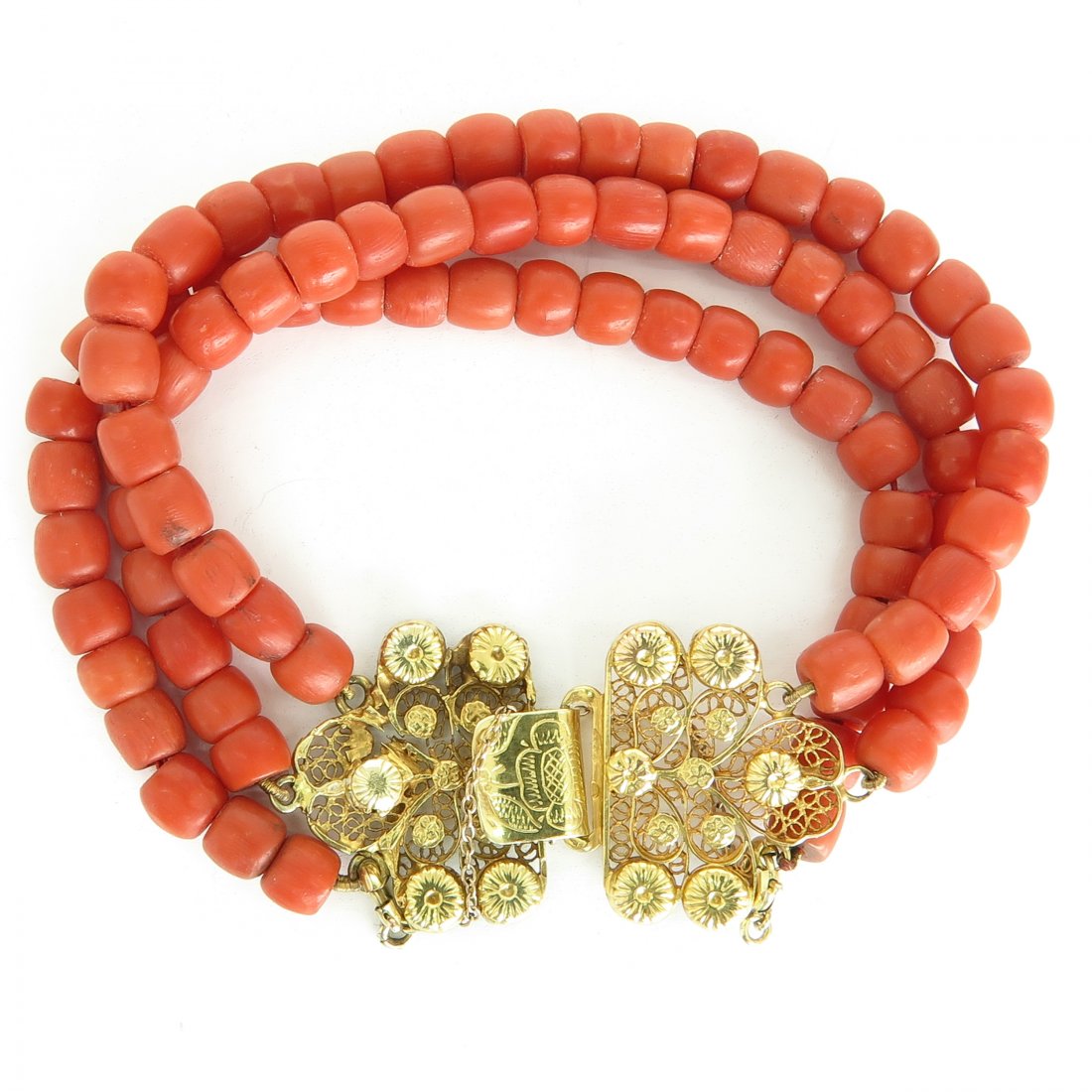 19th Century Red Coral Bracelet on 14KG Clasp (1 of 3)