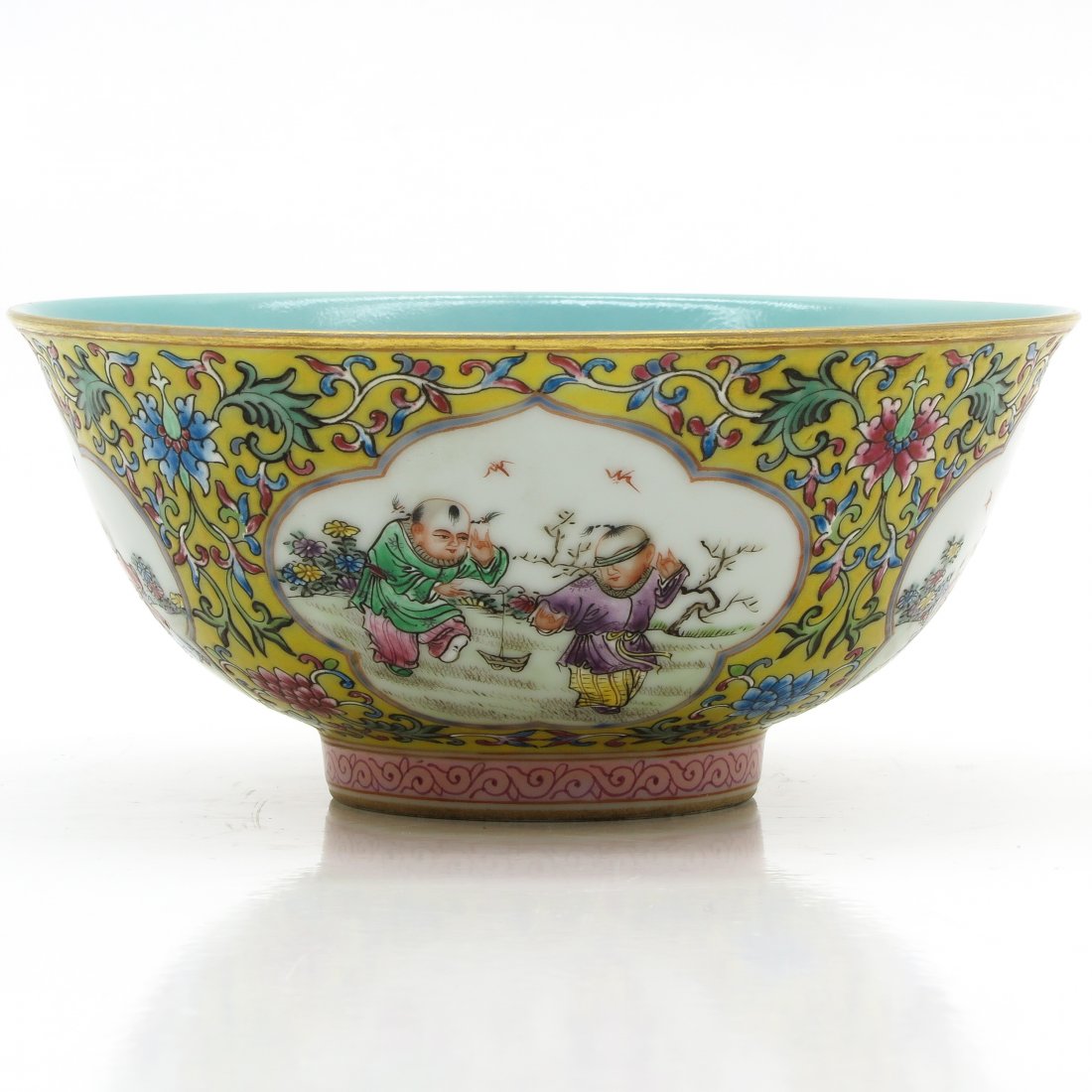 A Beautiful China Porcelain Small Bowl (1 of 6)