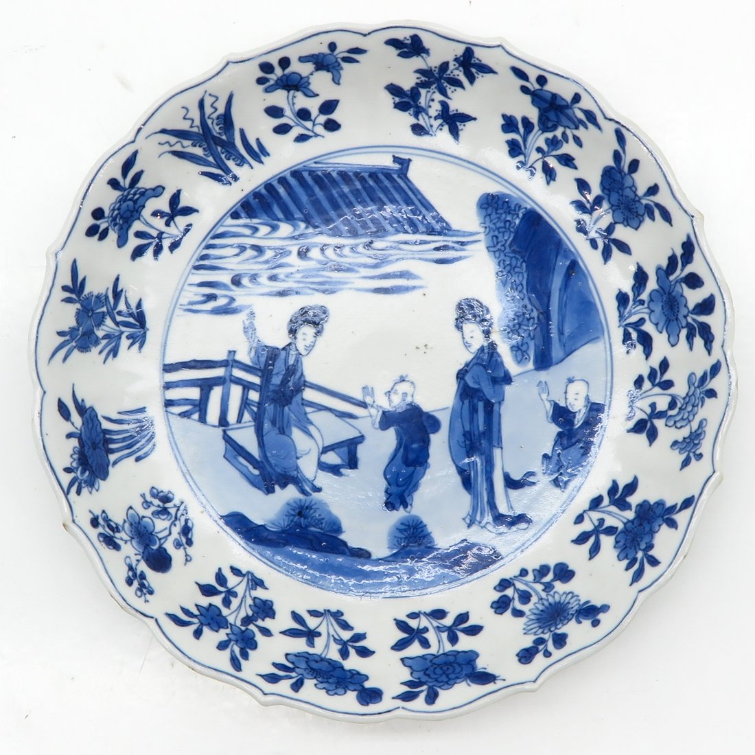 China Porcelan Kangxi Period Plate (1 of 2)