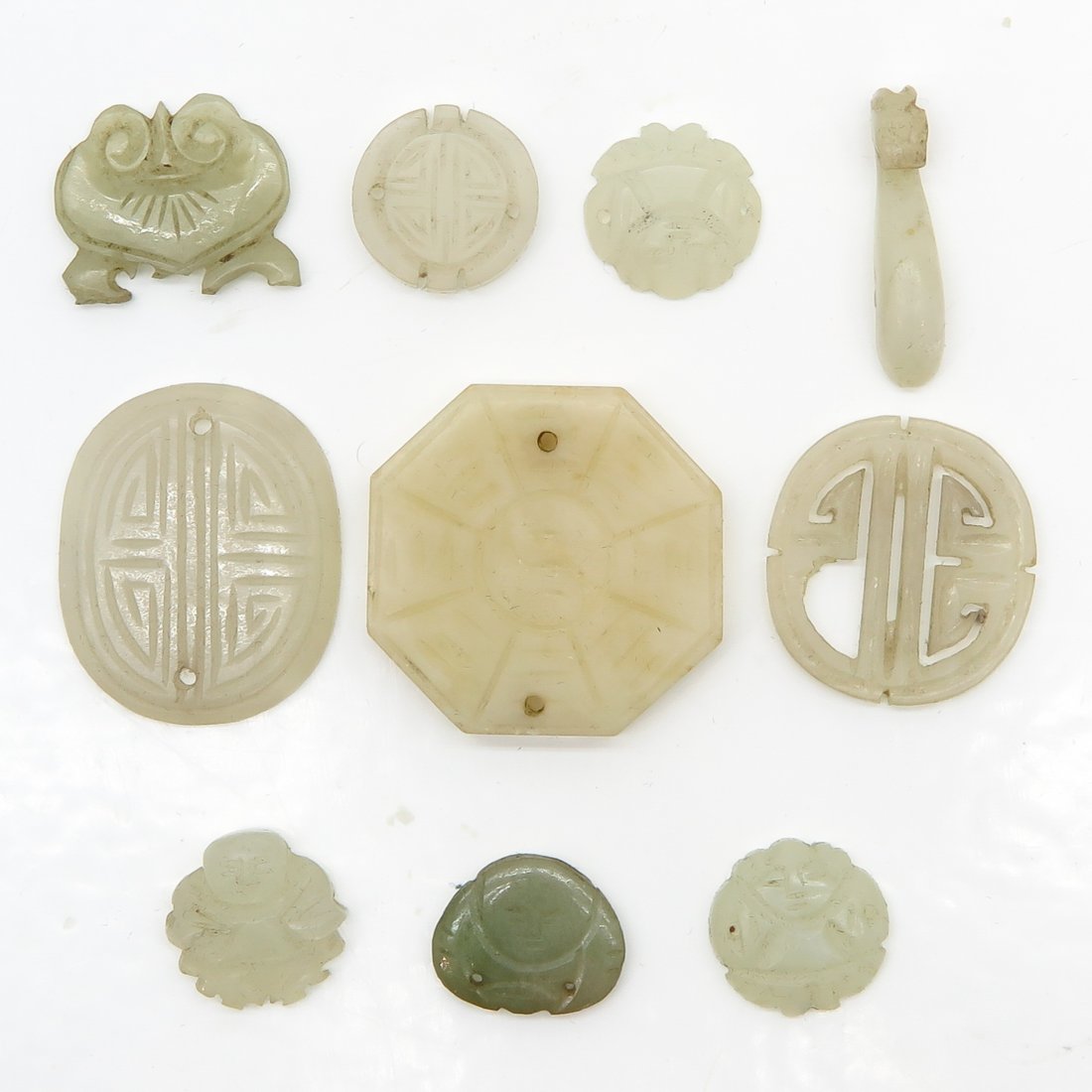 Lot of Carved Chinese Jade Items (1 of 2)