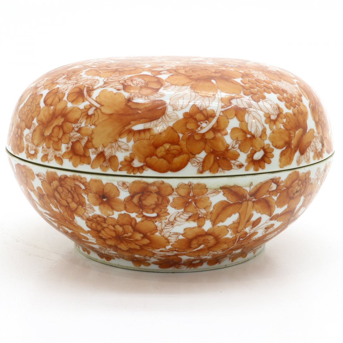 China Porcelain Lidded Box (1 of 6)