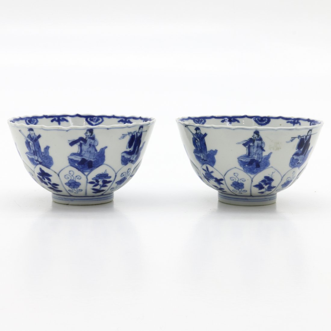 Lot of 2 Kangxi Period Bowls (1 of 6)